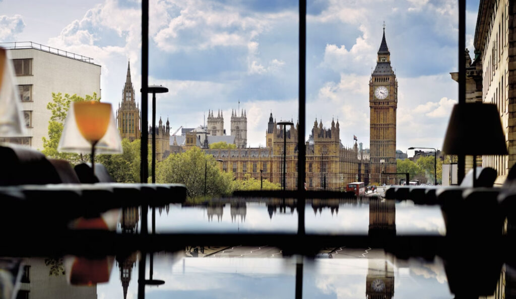 Hotell i London med utsikt. 