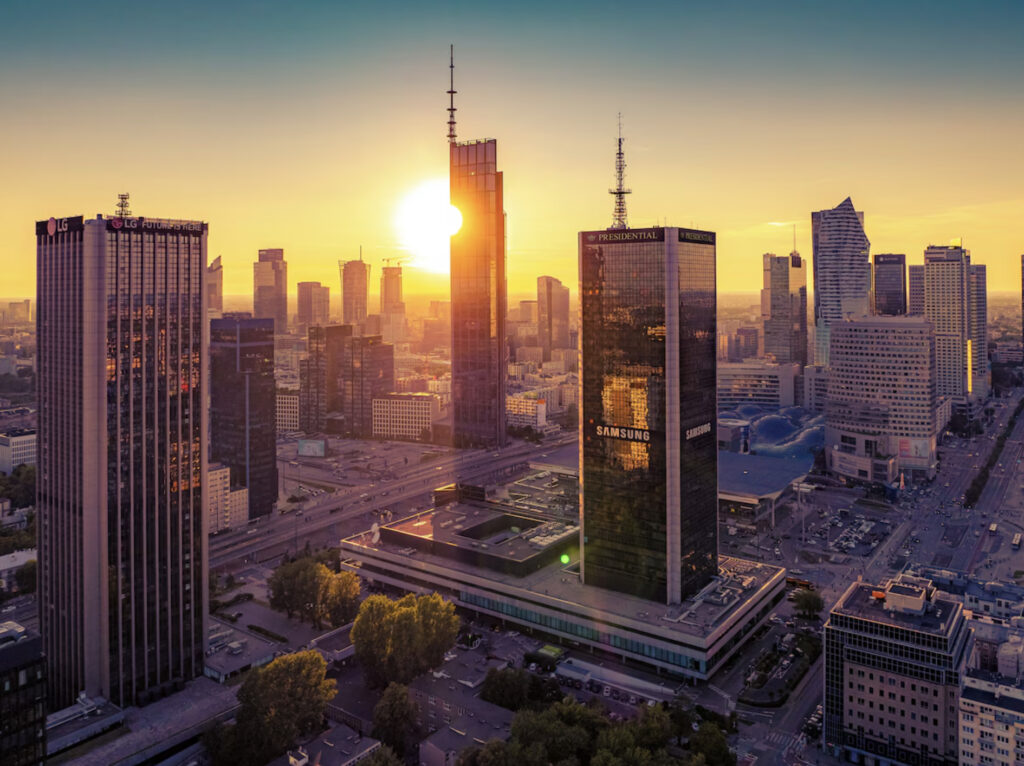 Hotell i Warszawa. Billig storbyferie.