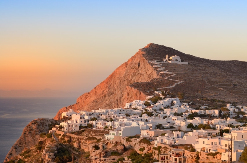 fjell i folegandros i hellas