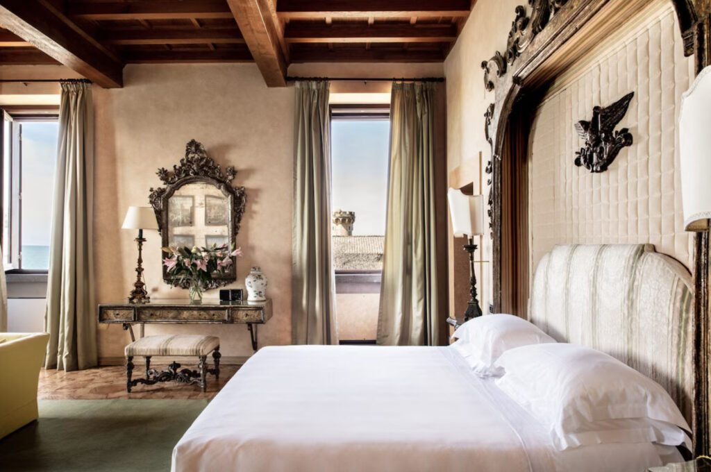 la Posta Vecchia Hotel i Ladispoli.