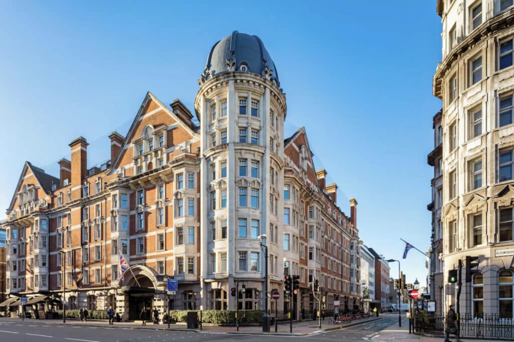 Hotell fasade i London.