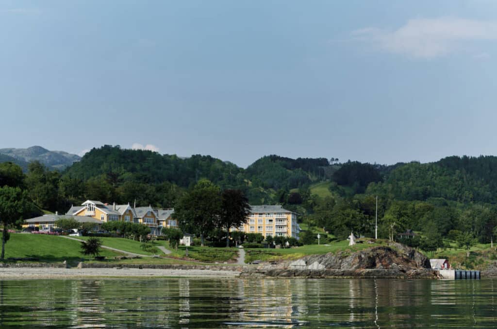 Strandhotell i Os. 