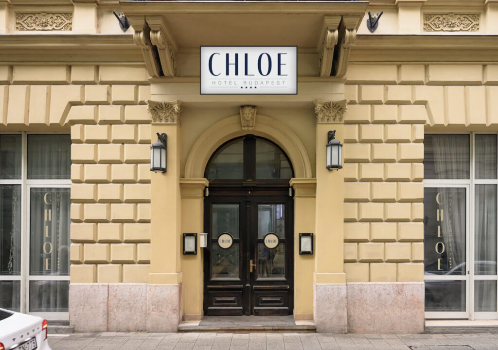 Chloe Hotel hotellets fasade.