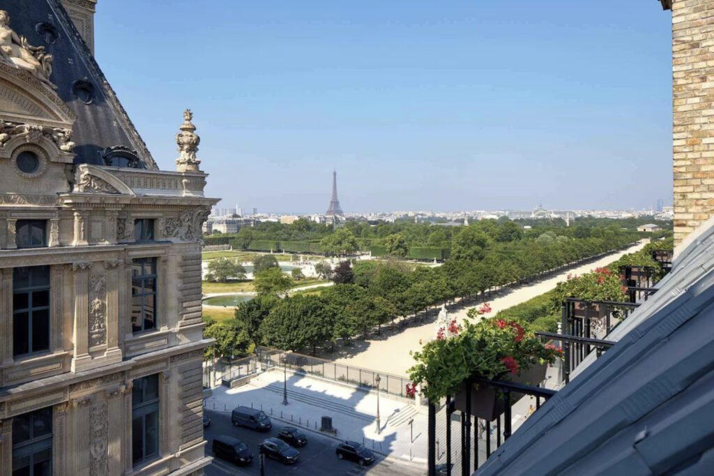 Hotell i Paris.