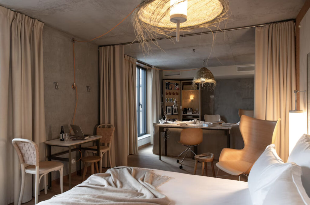 Hotell i Paris.