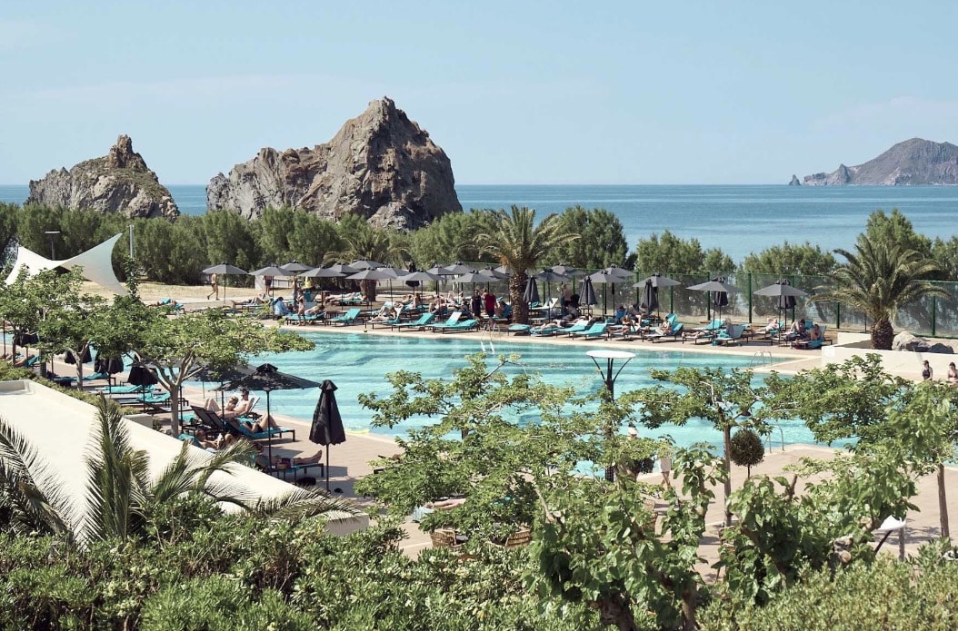 eksteriør av treningshotellet Porto Myrina – powered by Playitas på Hellas
